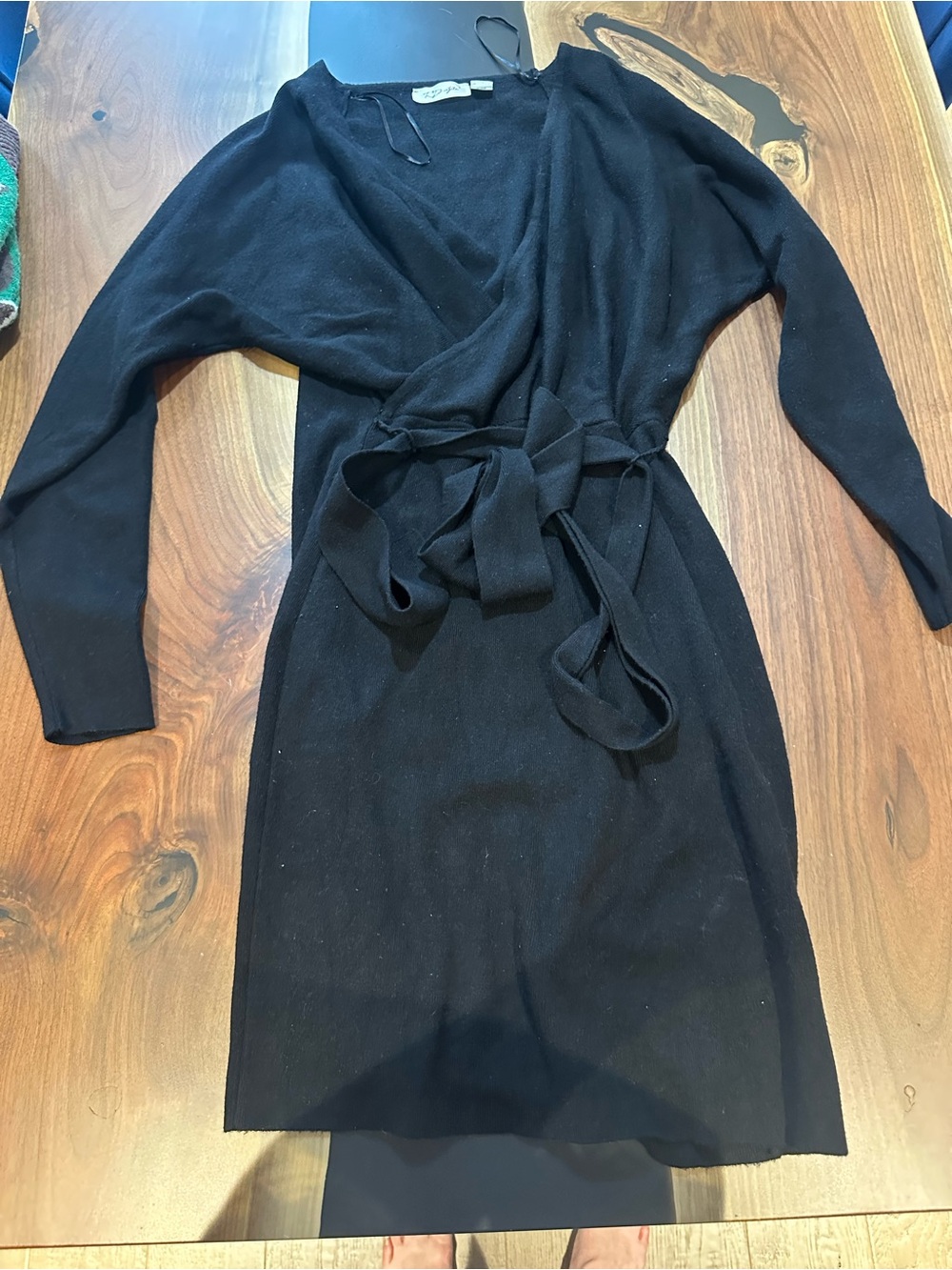 RD Style Black Long-Sleeve Wrap Dress